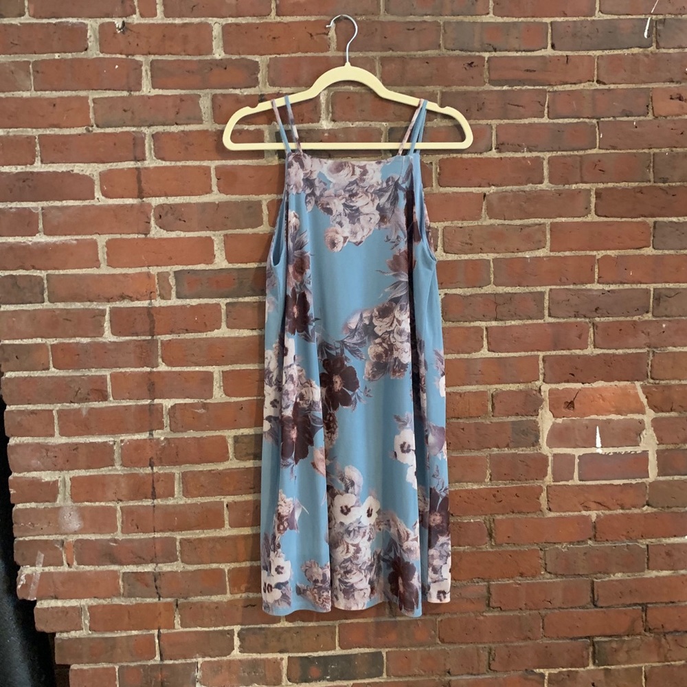 Blue floral shift dress